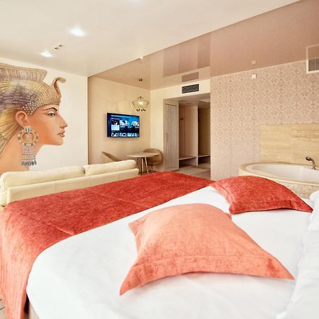 Hotel Palladium โอเดสซา ภายนอก รูปภาพ