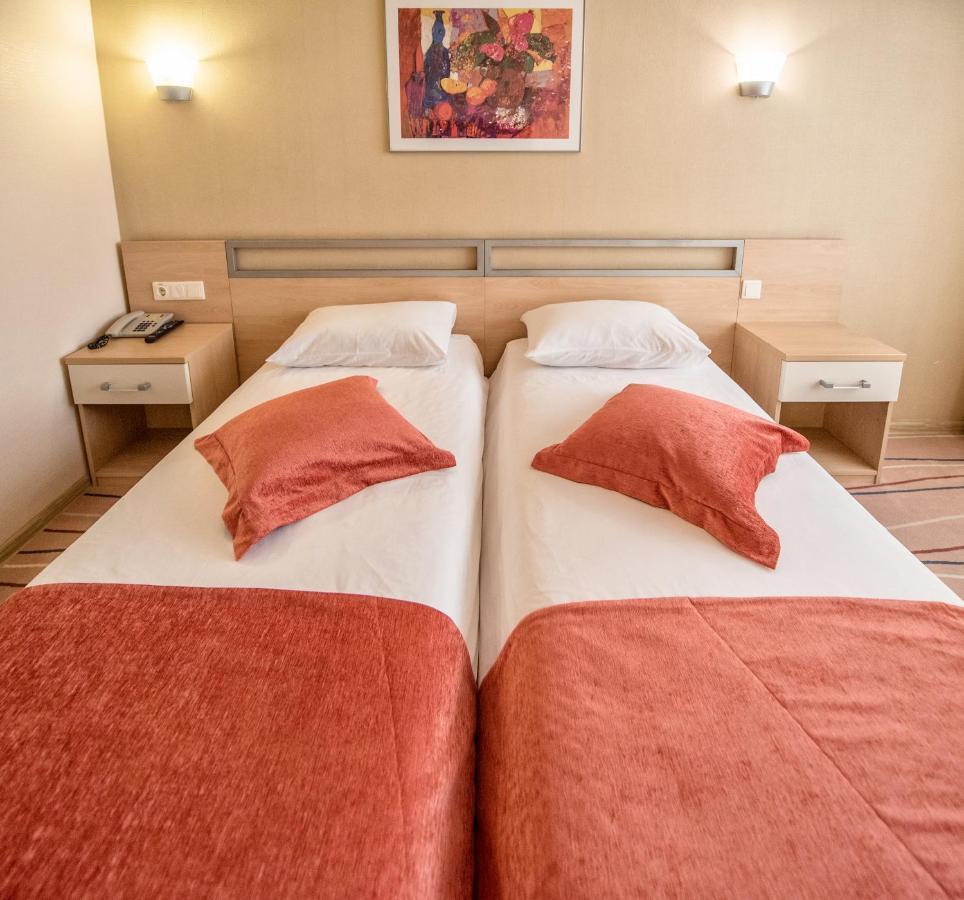 Hotel Palladium โอเดสซา ภายนอก รูปภาพ